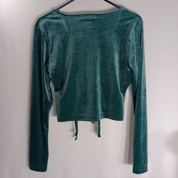 no comment green velvet long sleeve crop top size L - Picture 5 of 7